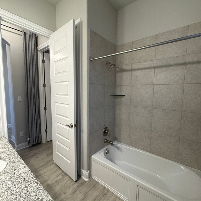 Building Photo - 3750 E Palm Valley Blvd