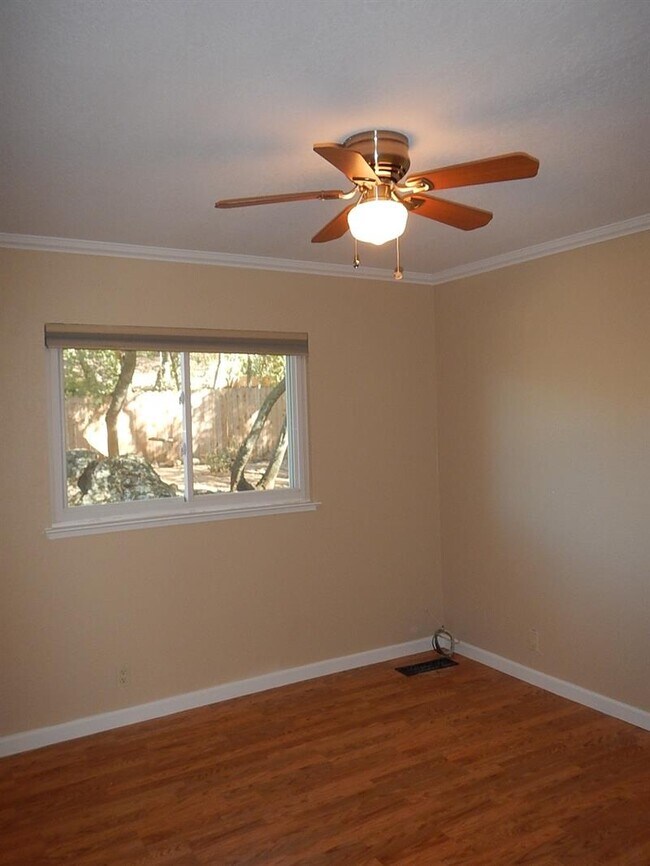 Building Photo - 3951 Hillsborough Rd