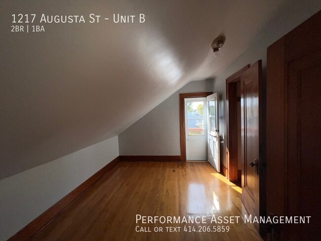Building Photo - 1217 Augusta St