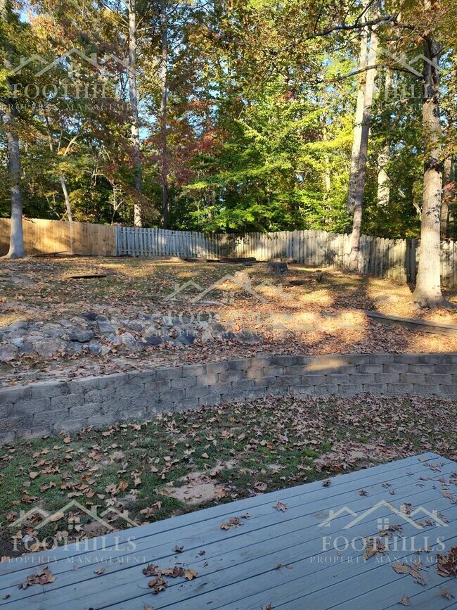 Building Photo - 3-bedroom, 2-bath home located in Pendleton