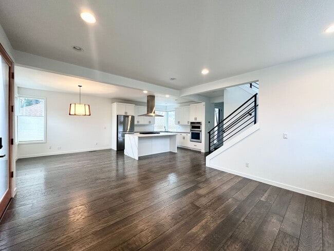 Building Photo - Exceptional Modern 3-Story Single-Family Home Near Woodstock