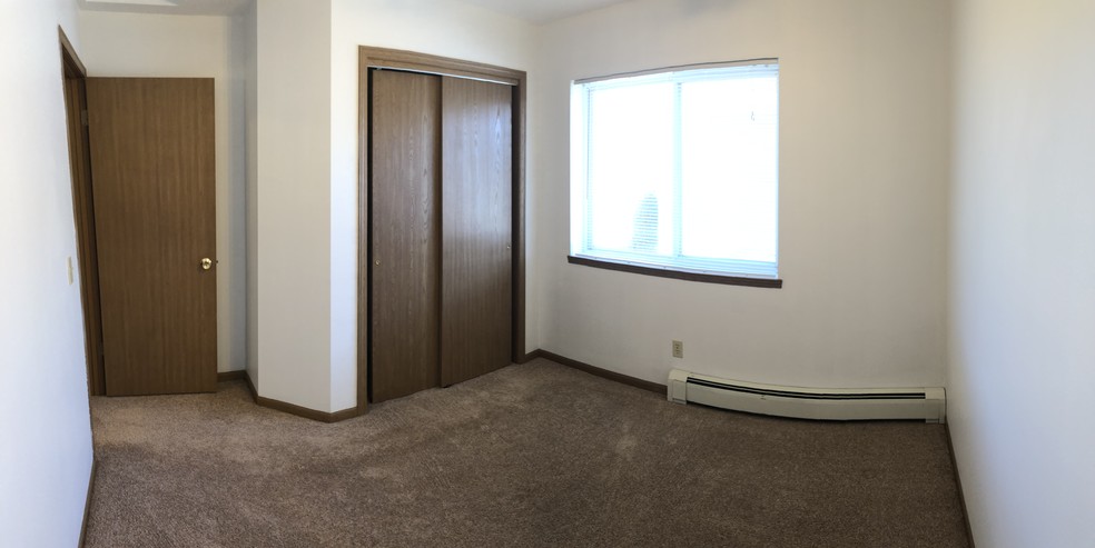 Second bedroom - 1500 Northgate Dr