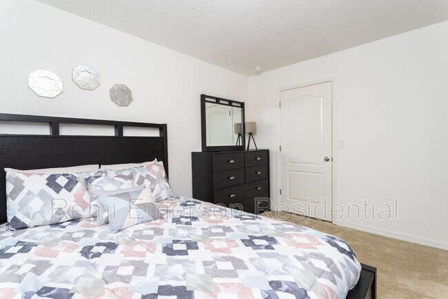 Building Photo - 632 Benoi Dr