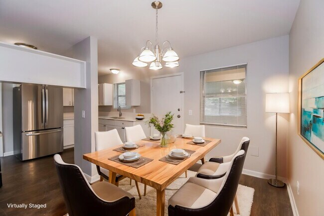 Building Photo - 2123 Patou Dr W