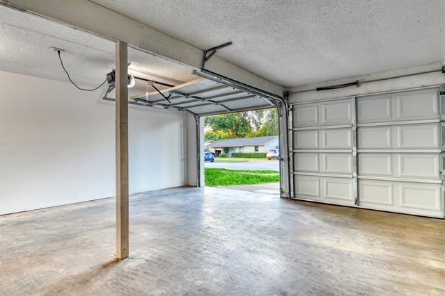 Building Photo - 2426 Cloverdale St