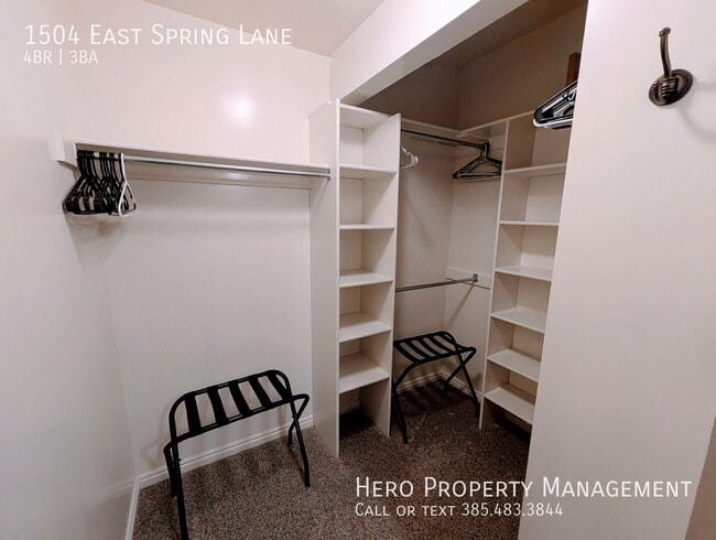 Building Photo - 1504 Spring Ln