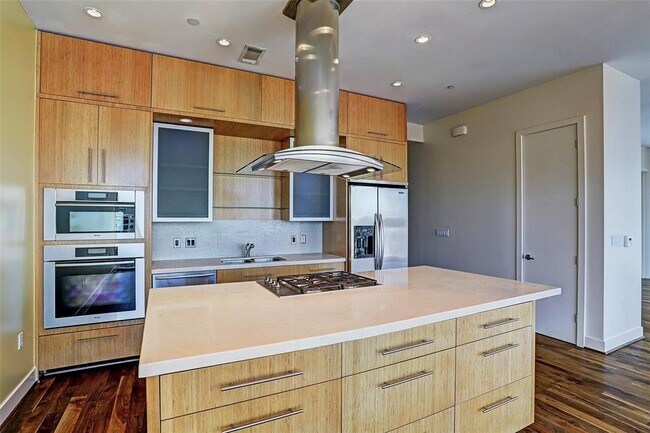 Building Photo - 1600 Post Oak Blvd