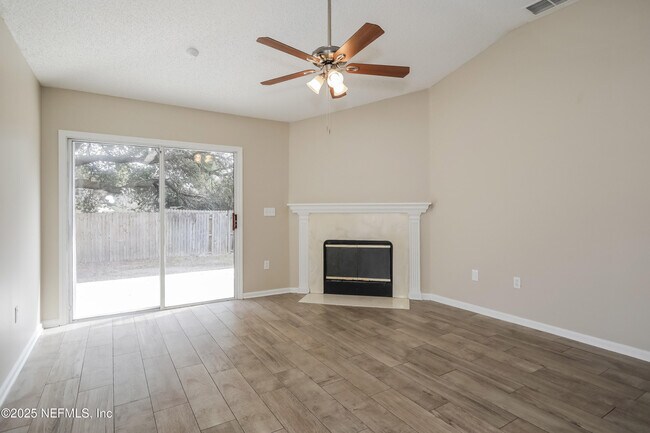 Building Photo - 7725 Westport Bay Dr