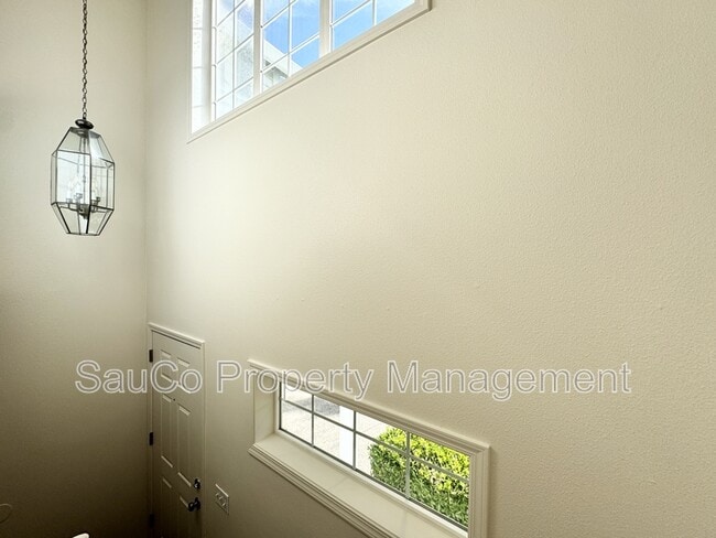 Building Photo - 14705 NW Benny Dr