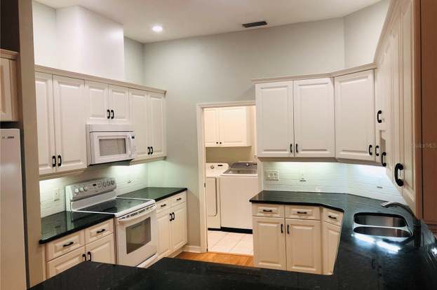 Building Photo - 8946 SW 66th Pl