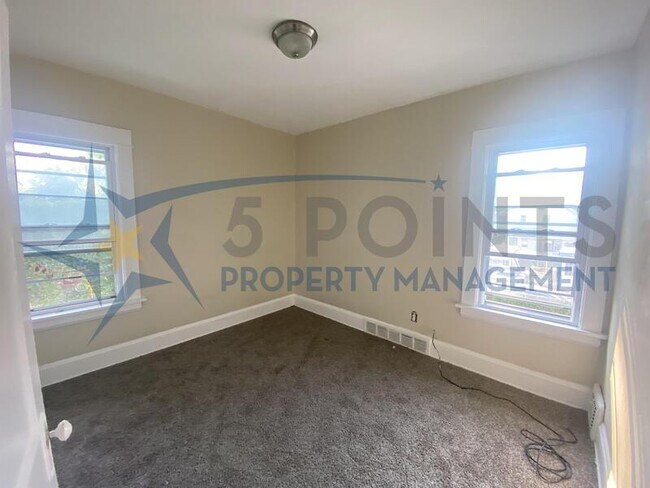 Building Photo - 12418 Gruss Ave