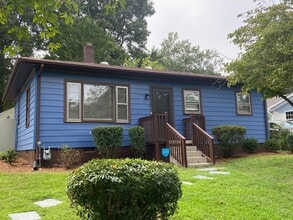 Building Photo - 118 Lawndale Ave