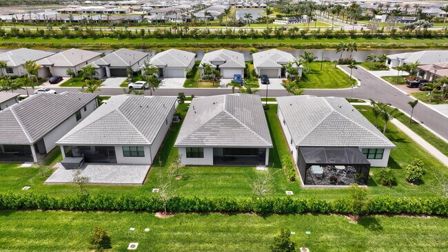 Building Photo - 12557 SW Rain River Dr