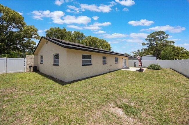Building Photo - 725 Laurel Way