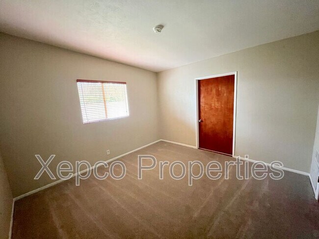 Building Photo - 4019 Cll San Raphael