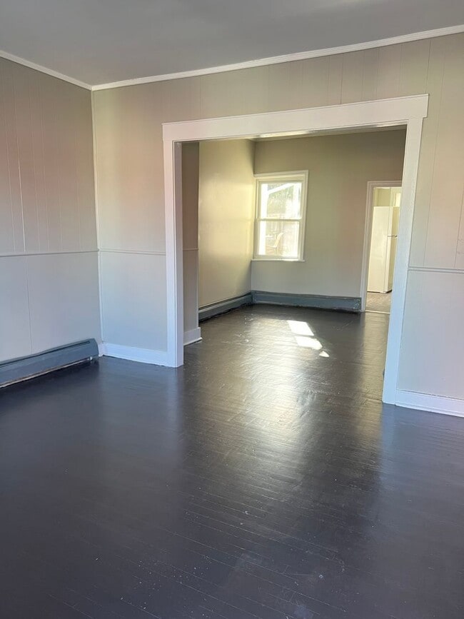 Building Photo - 2 possibly 3 Bedroom  Home In Carlisle wit...