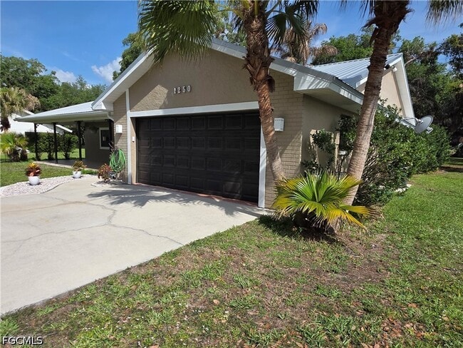 Building Photo - 1250 Riverbend Dr