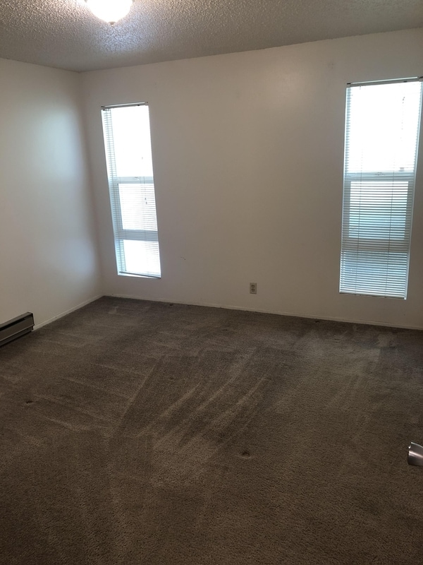 Building Photo - 4209 30th Ave SW