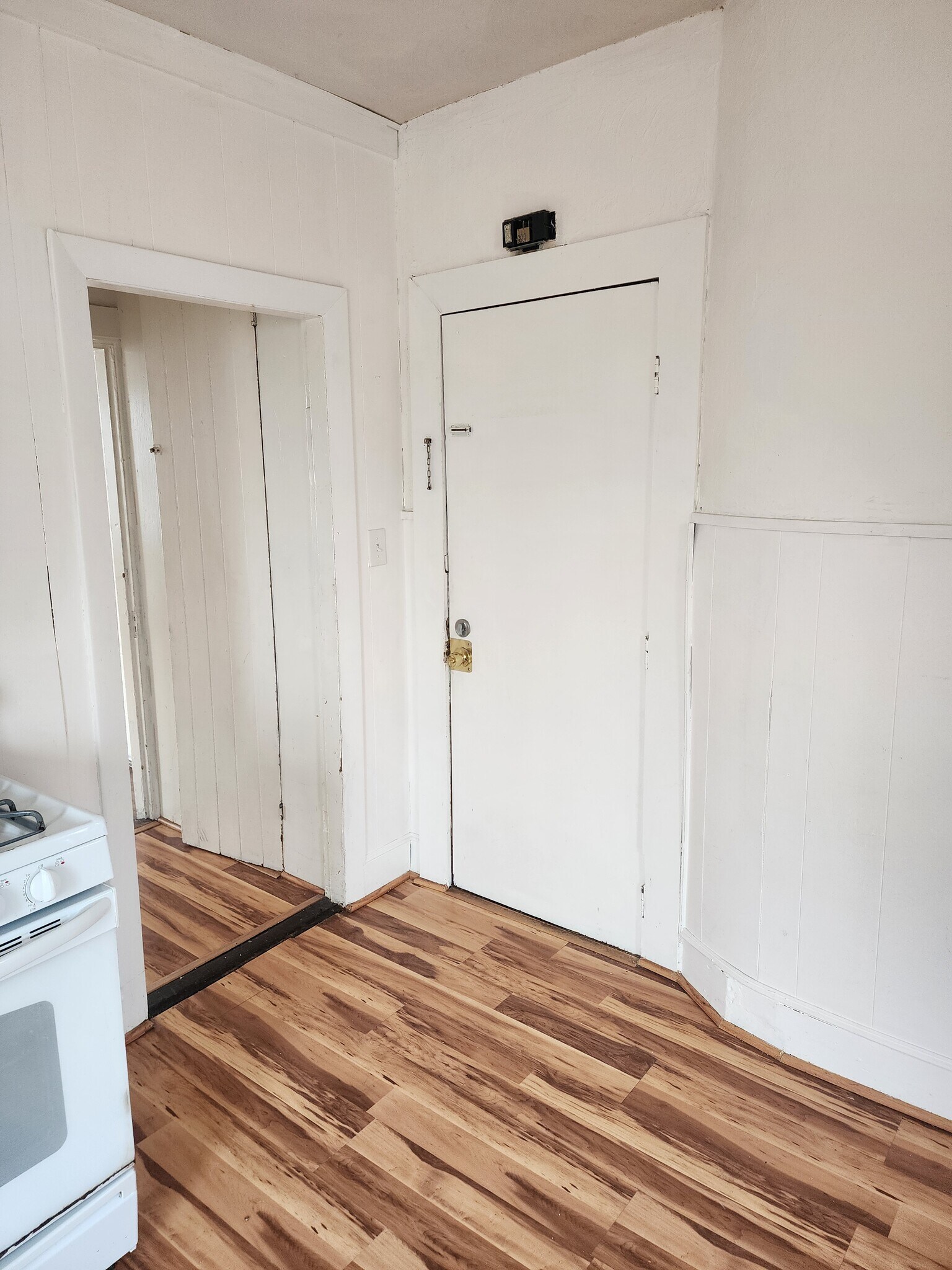 Building Photo - 49 Everett St