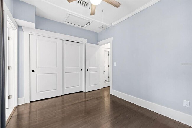 Building Photo - 313 23rd Ave N