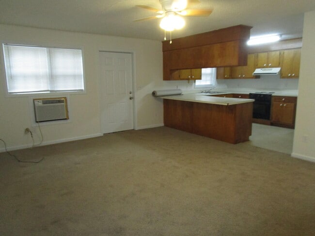 Building Photo - 25 Cuttino Rd