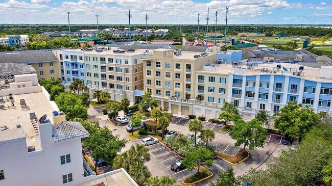 Building Photo - 1200 Town Center Dr