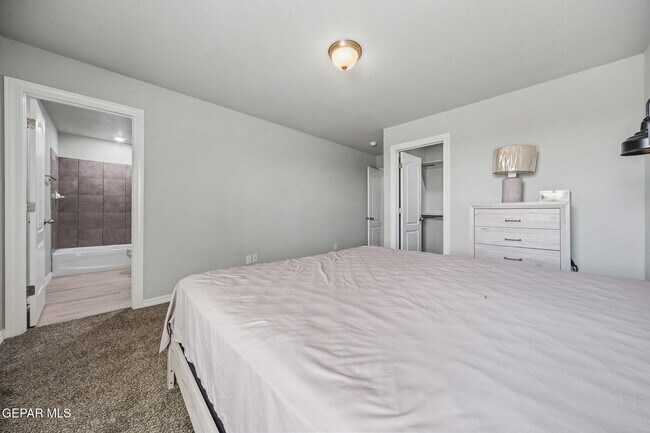 Building Photo - 14368 Star Cactus Ave