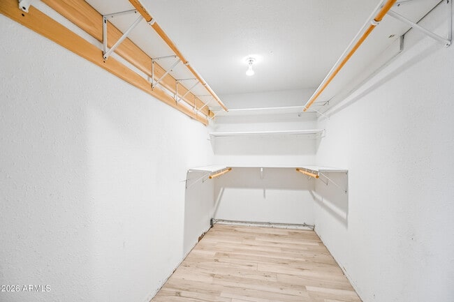 Building Photo - 5945 E Thomas Rd