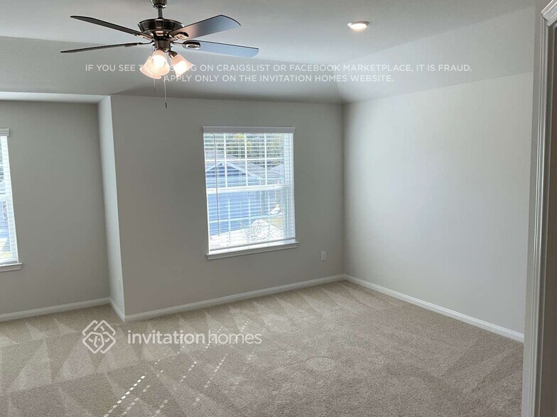 Building Photo - 8119 Sunberry Shadow Dr