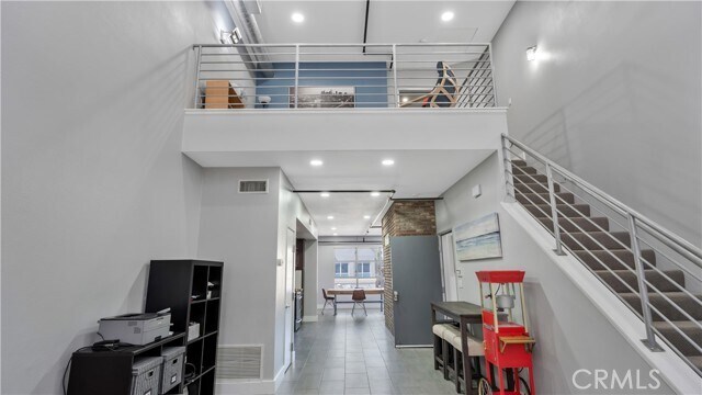 Building Photo - 728 N Santiago St