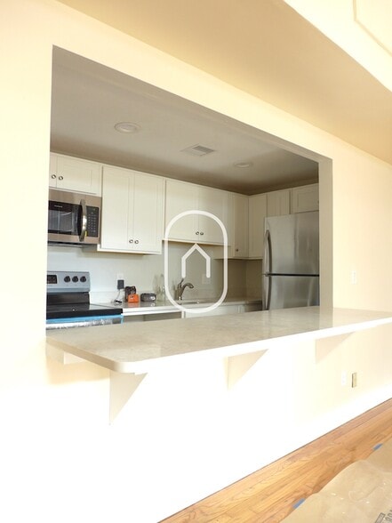 Building Photo - 688 Massachusetts Ave