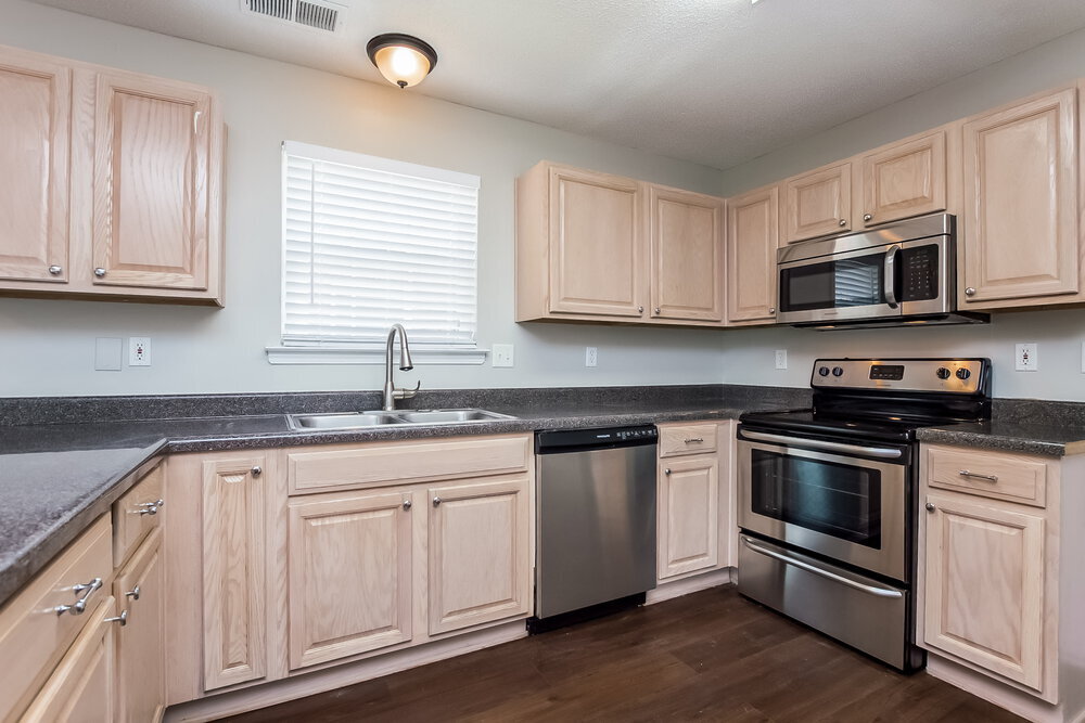 Building Photo - 7335 Red Maple Dr