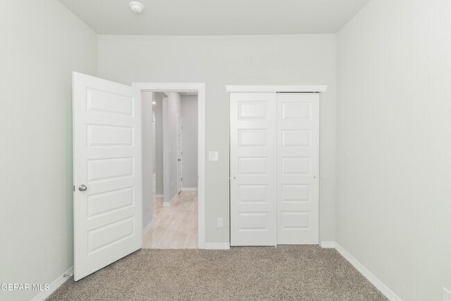 Building Photo - 13821 Madero Dr