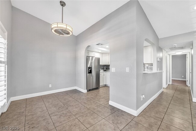 Building Photo - 511 Bass Dr