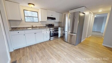 Building Photo - 35 Sweet Fern Dr