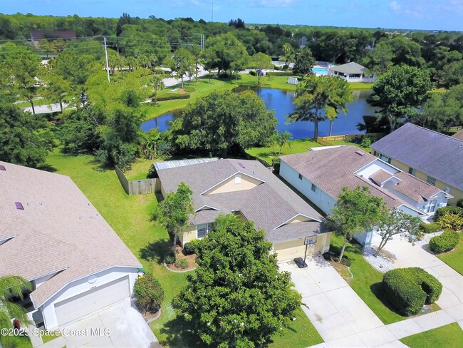 Building Photo - 2542 Ventura Cir