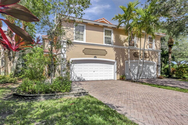 Primary Photo - 9205 Villa Palma Ln