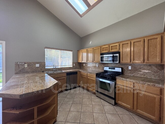 Building Photo - 10335 Point Reyes Cir