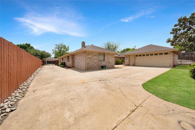 Building Photo - 153 Creek Courts Dr