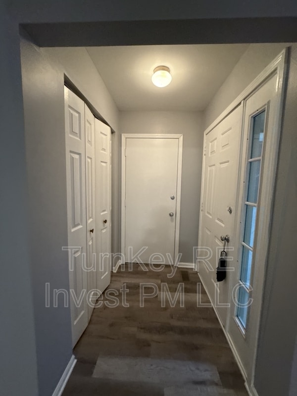 Building Photo - 1481 Andover Dr