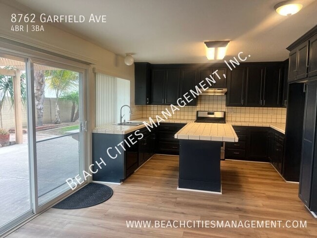 Building Photo - 8762 Garfield Ave