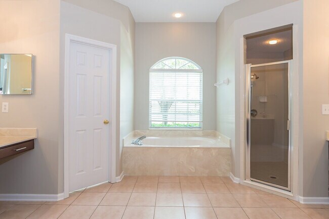 Building Photo - 407 Sparrow Branch Cir