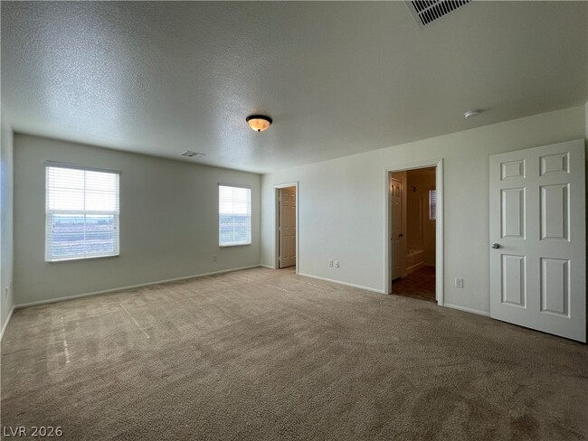 Building Photo - 10662 Summerbell St