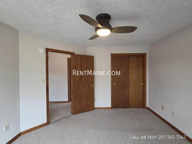 Building Photo - 5 Hartley St