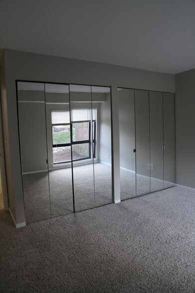 Building Photo - 6093 Majors Ln