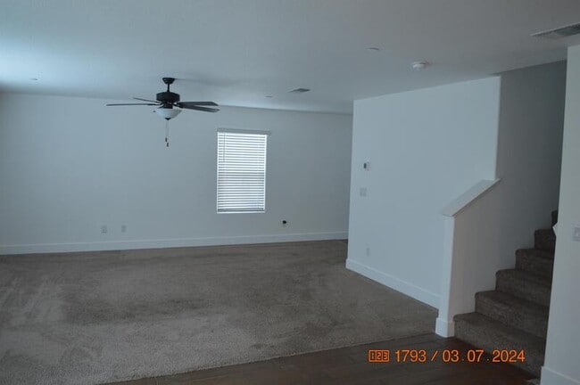 Building Photo - 1663 Thistle Ln