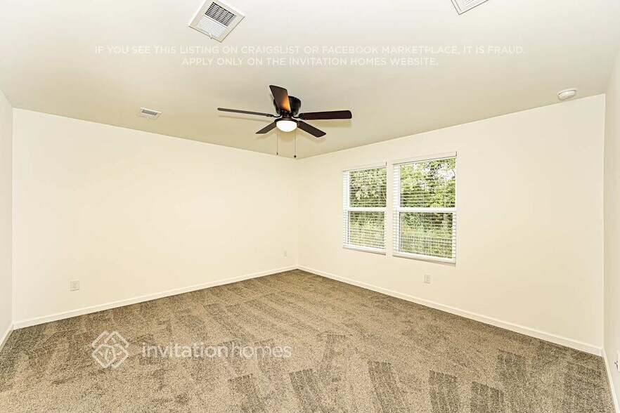 Building Photo - 212 E Millbrook Dr