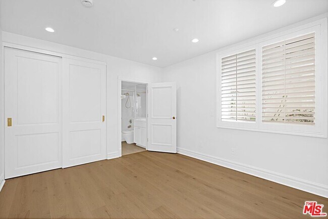 Building Photo - 16646 Cll Brittany