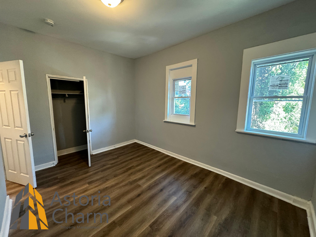 Building Photo - Newly Renovated 3BD/1.5BA townhome in Balt...