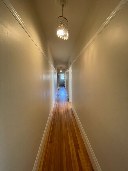 Building Photo - 1225 Bay St